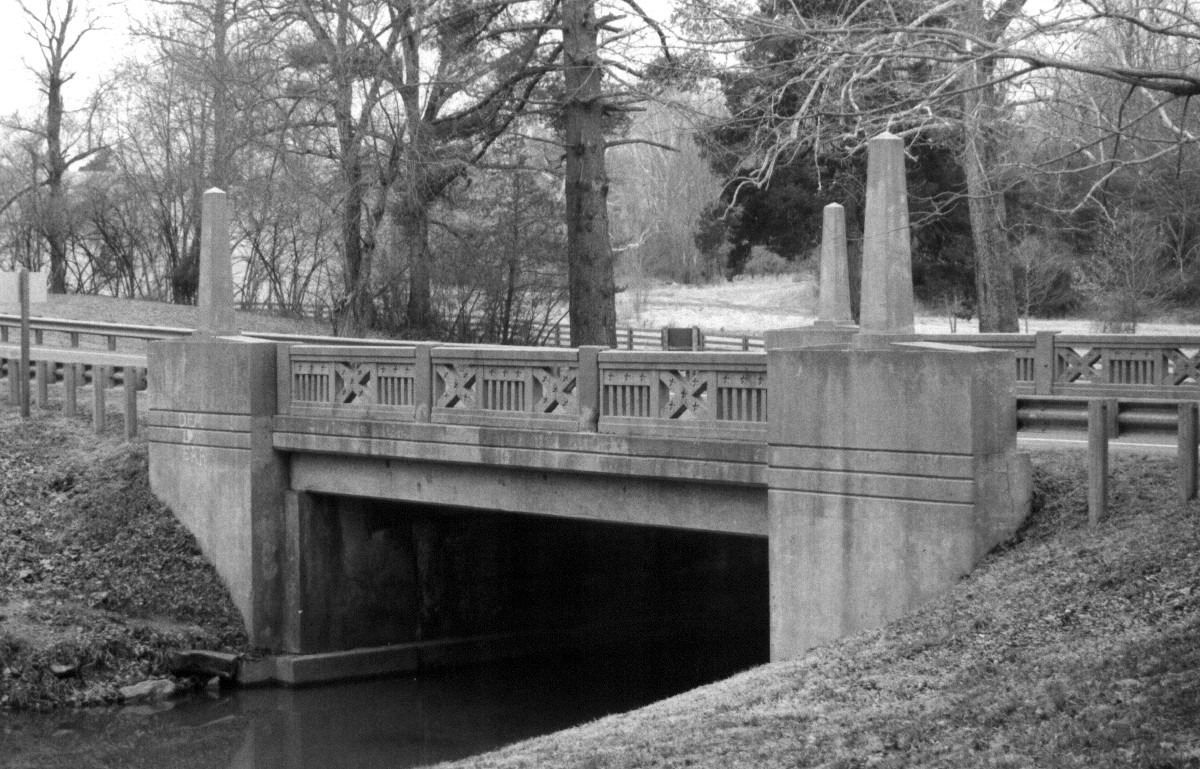 [Phót~ó cré~dít: M~óllý~ Méré~díth~, 2003]